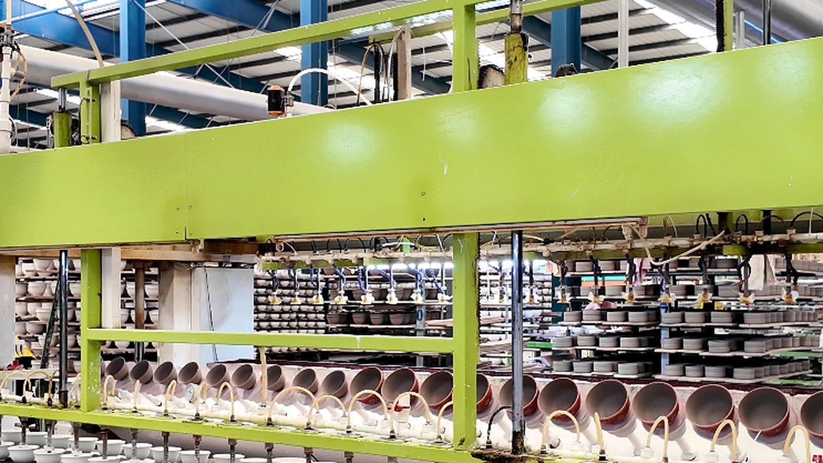 Hongxin glazing workshop